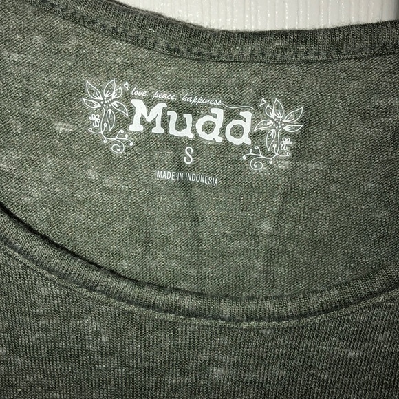 Earthy boho cold shoulder tee - Picture 3 of 3